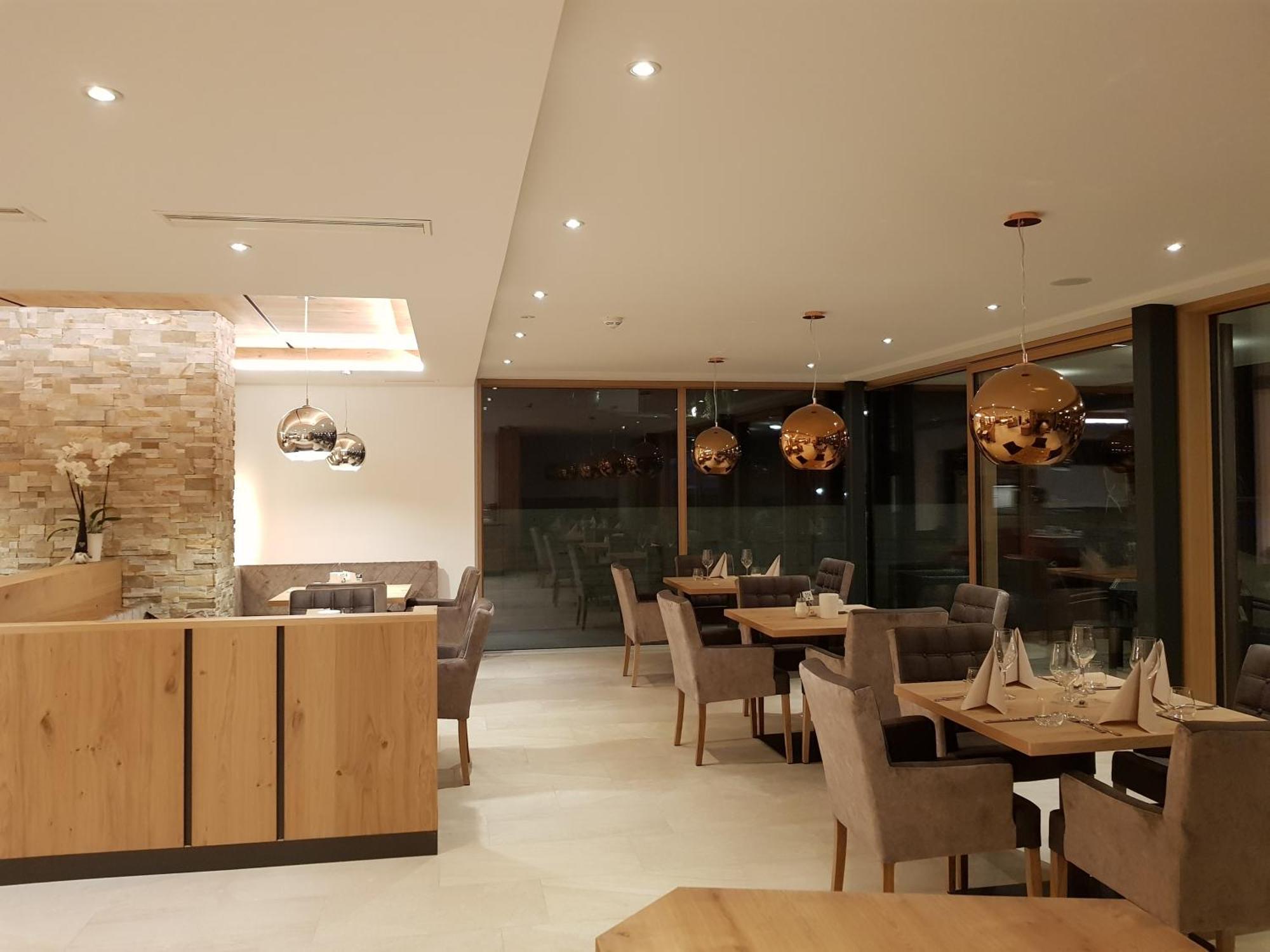 Hotel Restaurant Schaurhof 비피테노 외부 사진